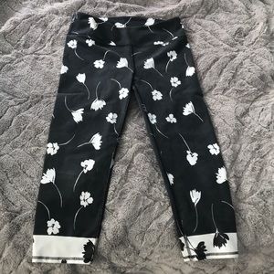 Fabletics workout bottoms